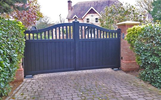 S-Top Wooden Gate